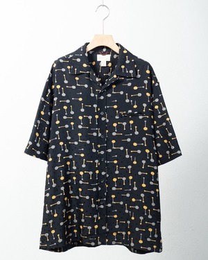 abstract open collar silk shirt