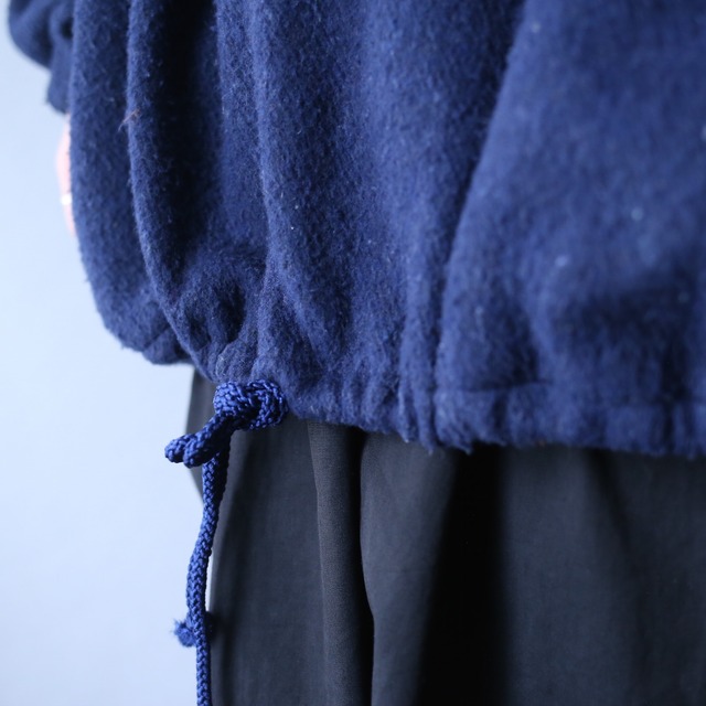 "狼×刺繍" over silhouette half-zip high-neck fleece pullover