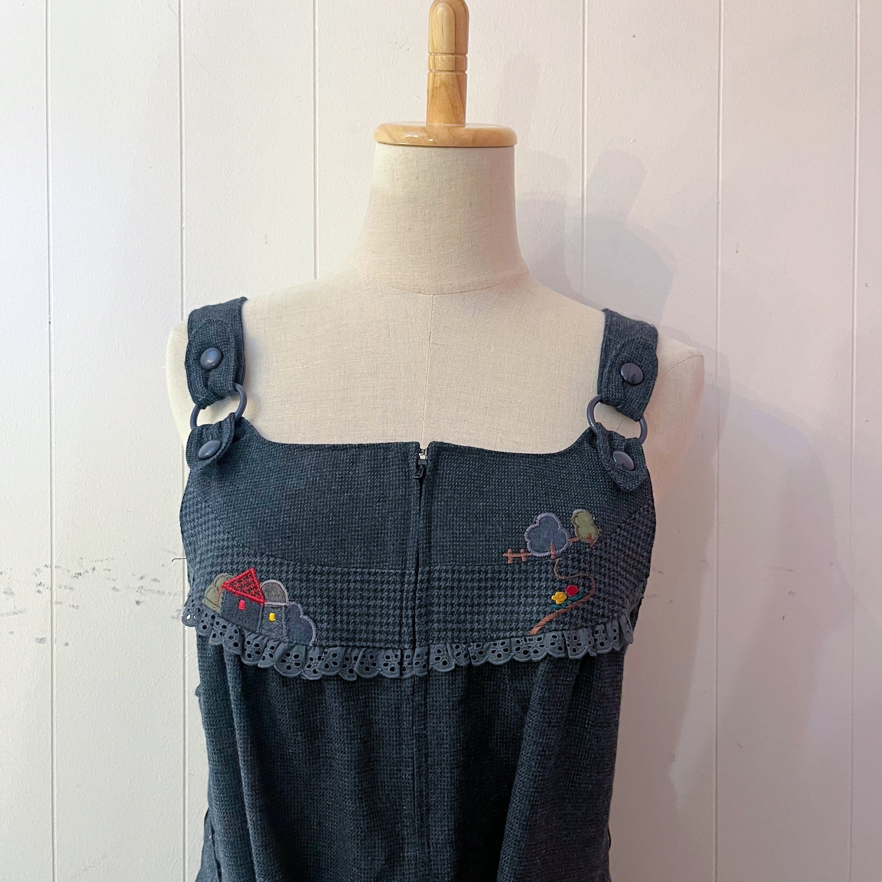 house trail jumper skirt
