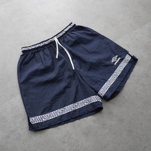 90s UMBRO nylon shorts "made in USA" [M] 古着