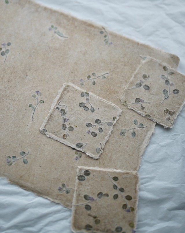 草花入り　撥水ランチョンマット　手漉き和紙