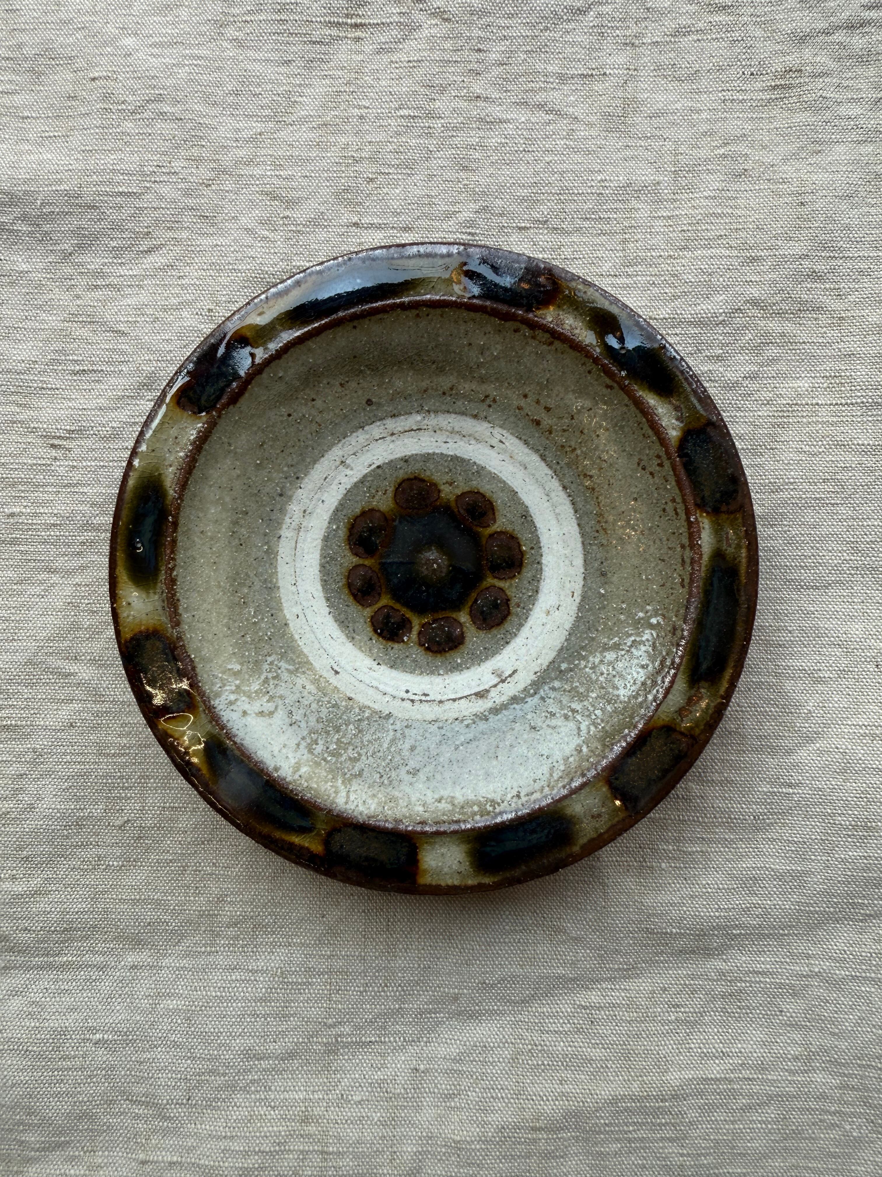 横田屋窯 4.5寸 フチ皿 飴オーグスヤー