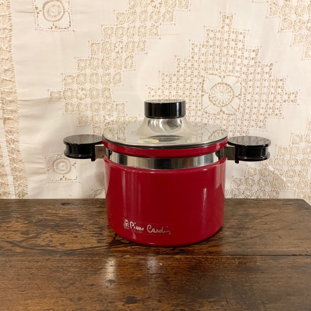 Pierre Cardin ワインレッドカラーのホーロー両手鍋 ピエール