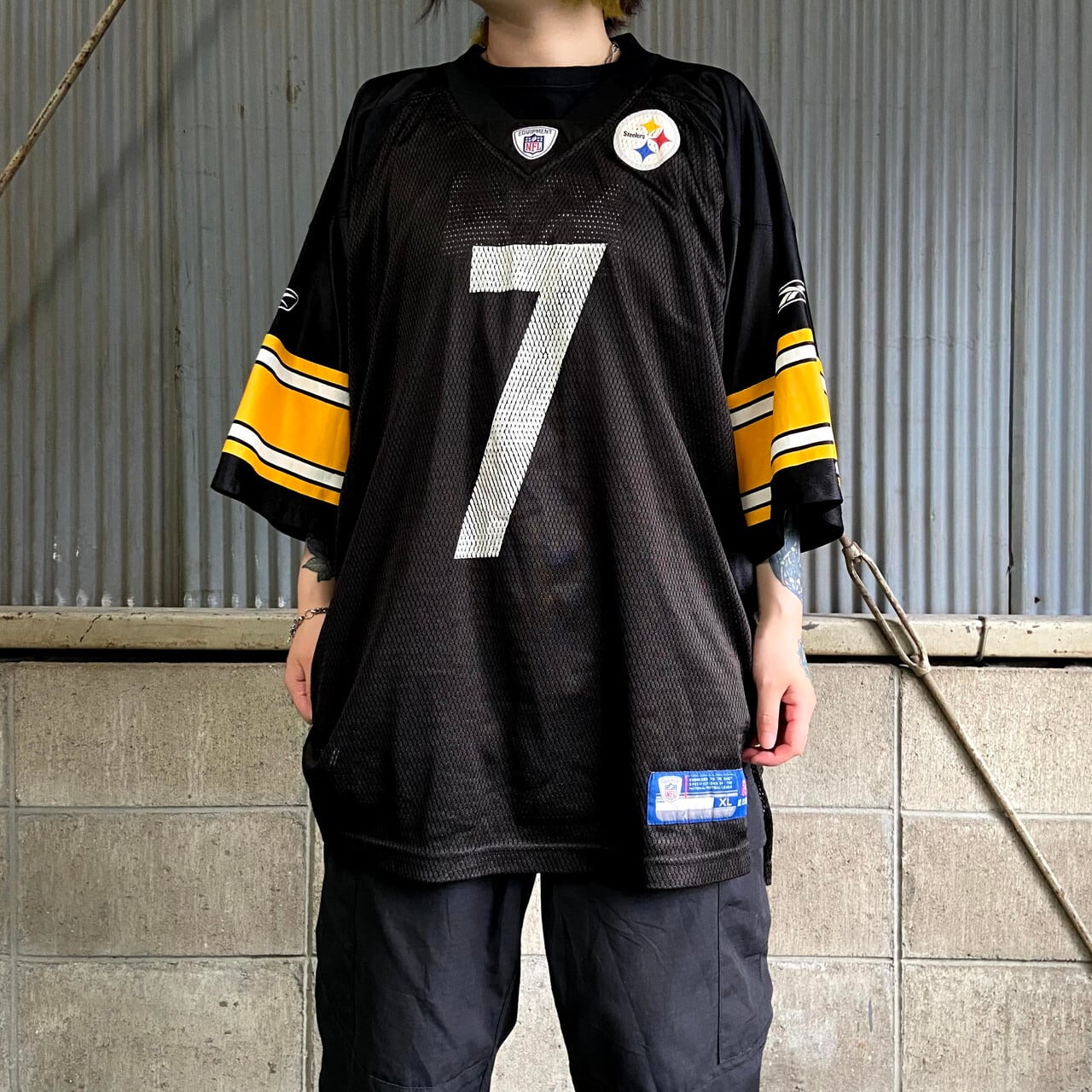 Reebok リーボック Nfl ピッツバーグ スティーラーズ ベン ロスリスバーガー ゲームシャツ メンズxl 古着 Baltimore Ravens レプリカユニフォーム アメフト メッシュ ブラック 黒 ゲームシャツ Cave 古着屋 公式 古着通販サイト Reebok リーボック Nfl ピッツバーグ スティーラーズ ベン ロスリスバーガー ゲームシャツ メンズxl 古着 Baltimore Ravens レプリカユニフォーム アメフト メッシュ ブラック 黒 ゲームシャツ Cave 古着屋 公式 古着通販サイト