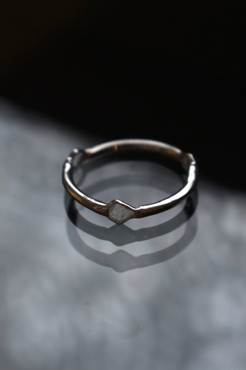 vija Diamond ring