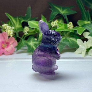10.フローライトうさぎ・インテリア