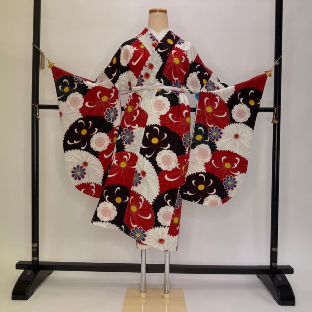 二尺袖 単品 卒業式着物 赤 裄69cm Lサイズ 袴用着物 化繊 中古 5850