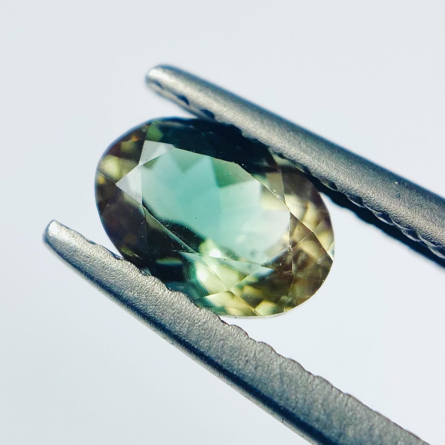 希少グリーンのオレゴンサンストーン5