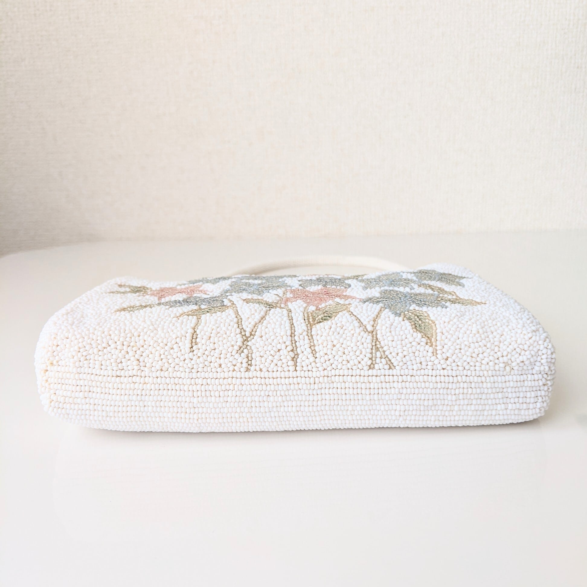 vintage】ビーズ刺繍バッグ Fuji Bag パーティーバッグ 紫陽花 vintage】ビーズ刺繍バッグ Fuji Bag パーティーバッグ 紫陽花