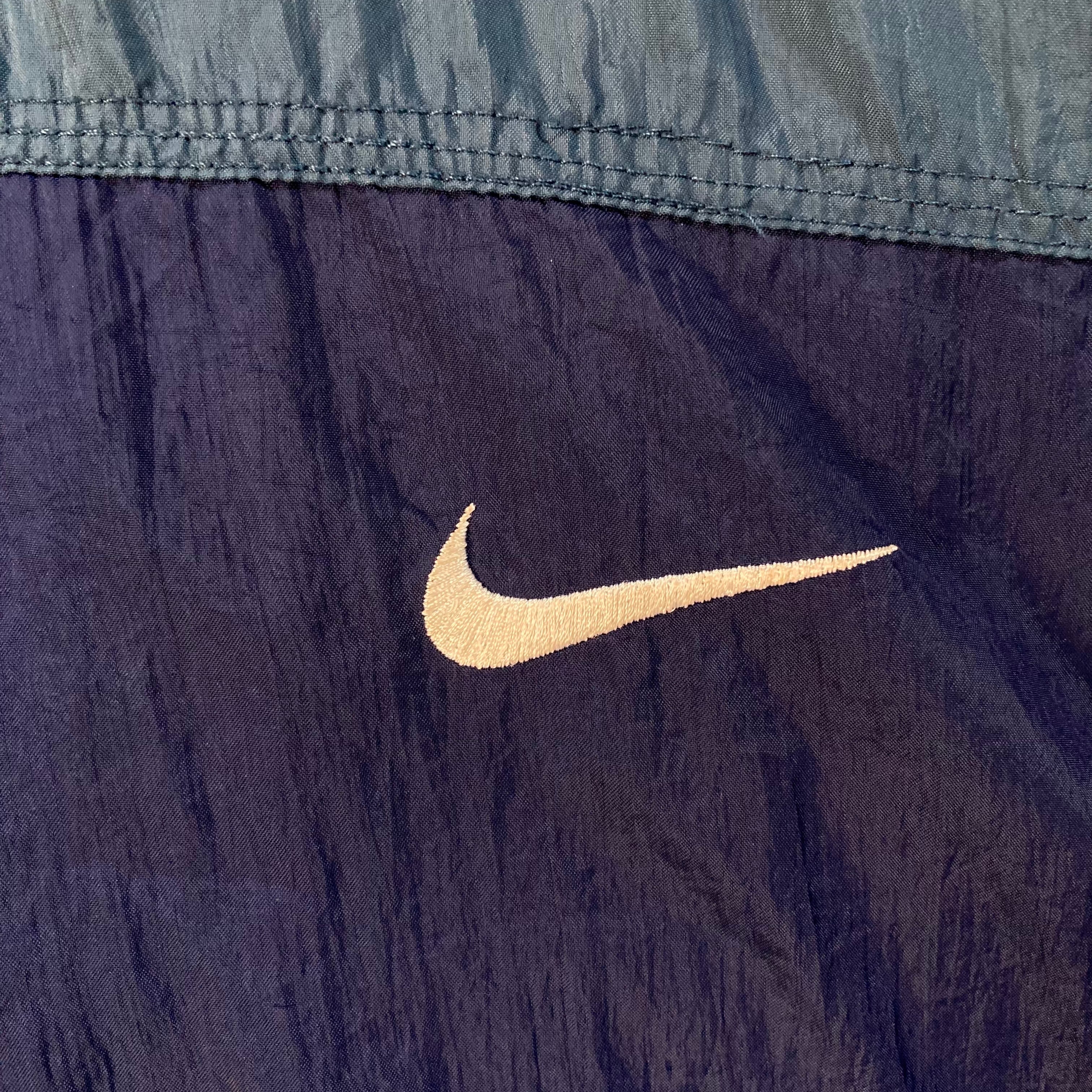 NIKE】Nylon Jacket L 90s vintage USA規格 ナイキ 銀タグ NIKE】Nylon Jacket L 90s vintage USA規格 ナイキ 銀タグ