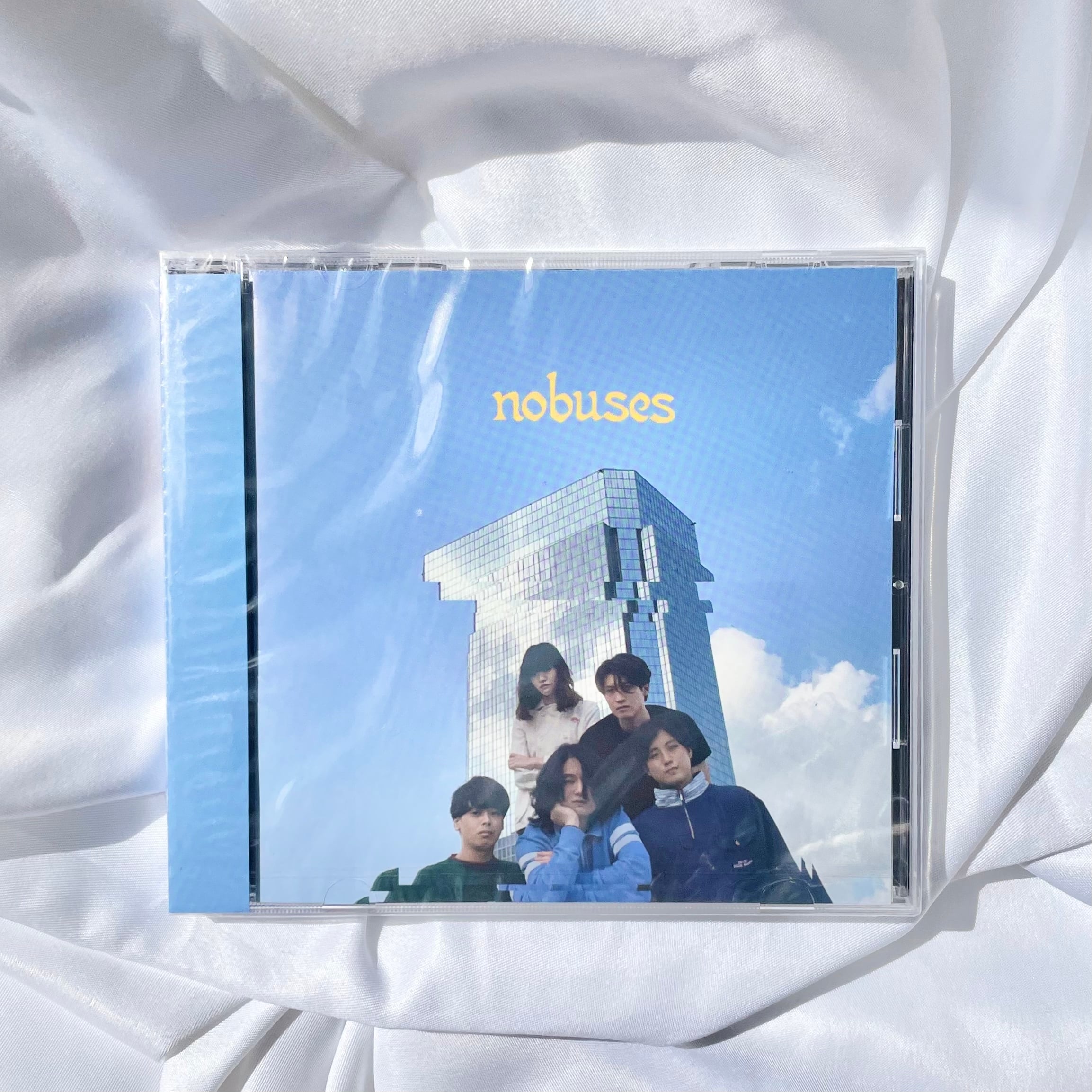 Laura day romance / her favorite seasons | The Domestic