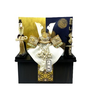 兜 U-043 6号 収納セット 弓太刀付 K-071 金大鍬型 海外土産 お祝い プレゼント ギフト 買い替え お土産 日本土産 節句飾り 五月人形 兜飾り 端午の節句 初節句