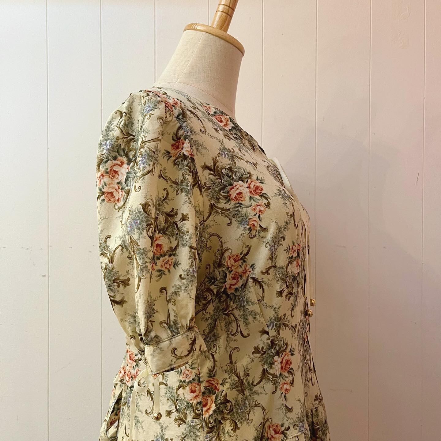 high laced shoes ribbon rose one-piece