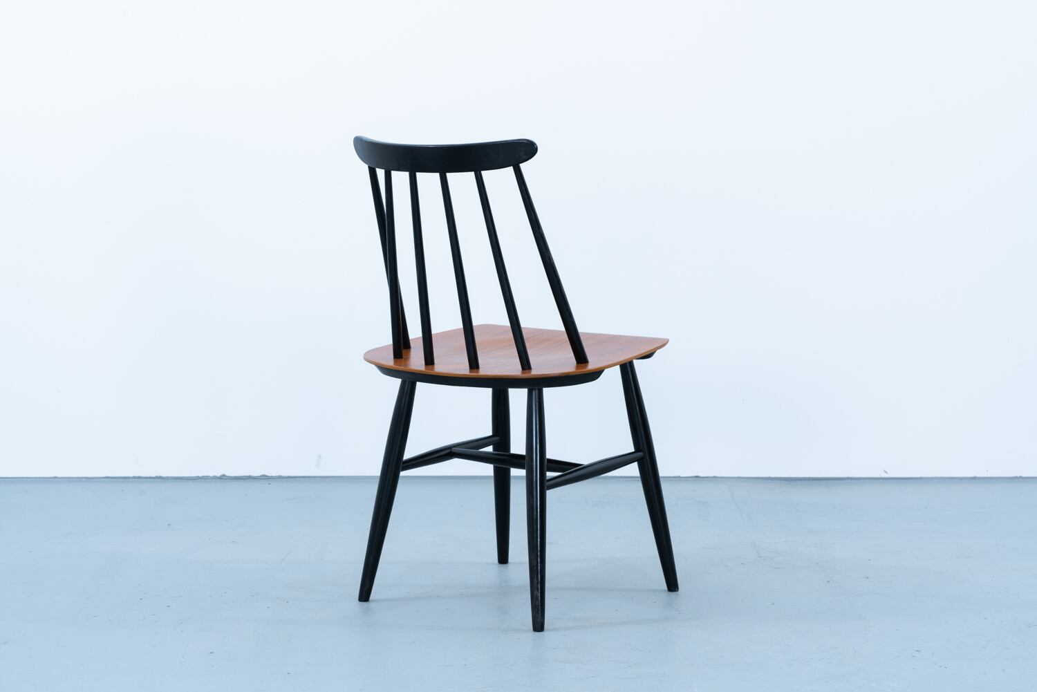 Ilmari Tapiovaara | Fanett chair | kaikki gallery | 北欧