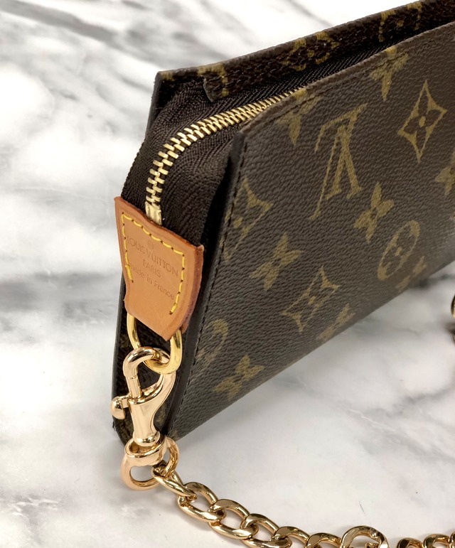 LOUIS VUITTON　ルイ ヴィトン　モノグラム　チェーン　アクセサリーポーチ　ミニバッグ　ブラウン　vintage　ヴィンテージ　オールド　x3u8p6