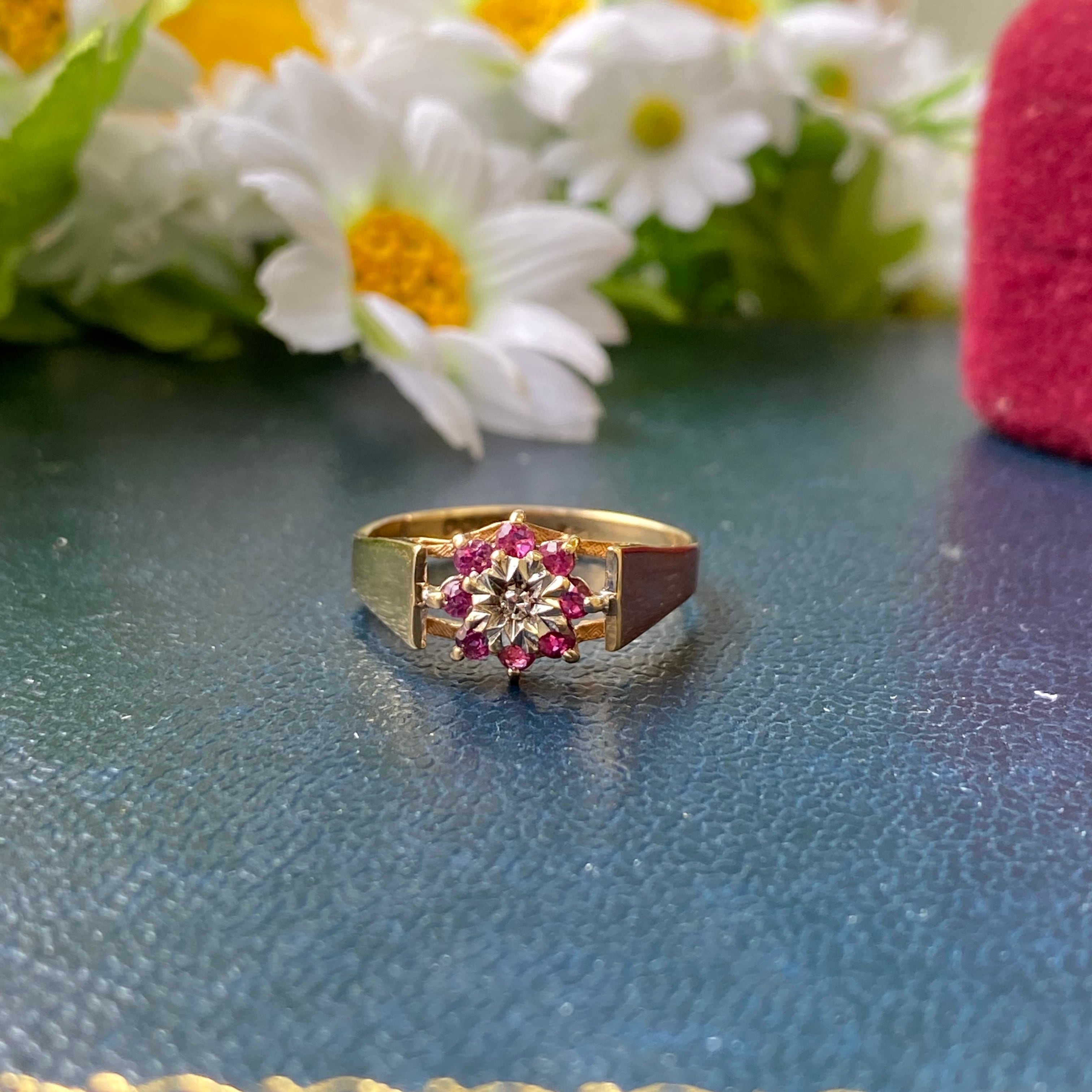 SALE!クーポン併用可♪イギリスヴィンテージリング♪ルビー