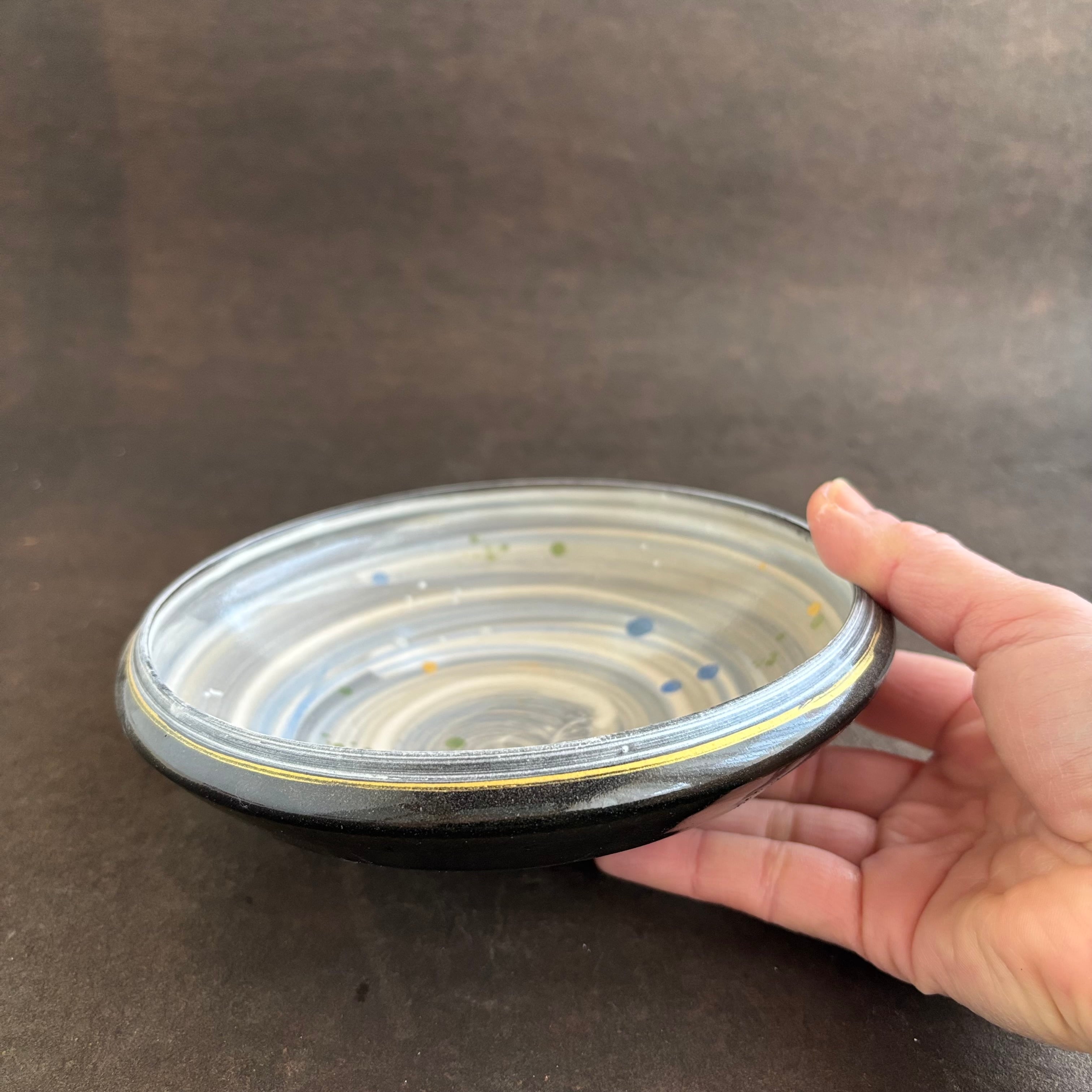 金彩空色の刷毛目 平中鉢