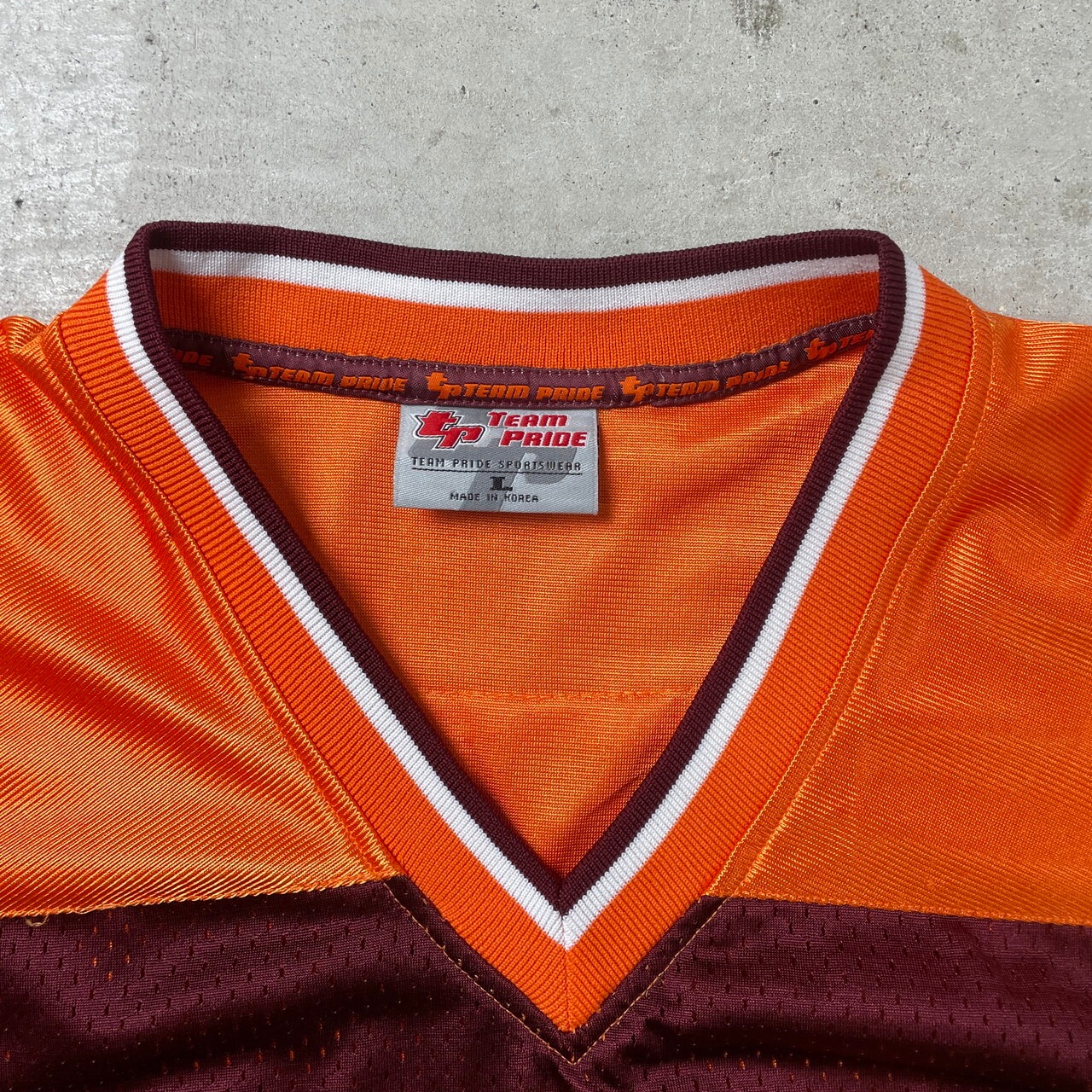 TEAM PRIDE VIRGINIA TECH. カレッジチーム フットボールシャツ メンズ 