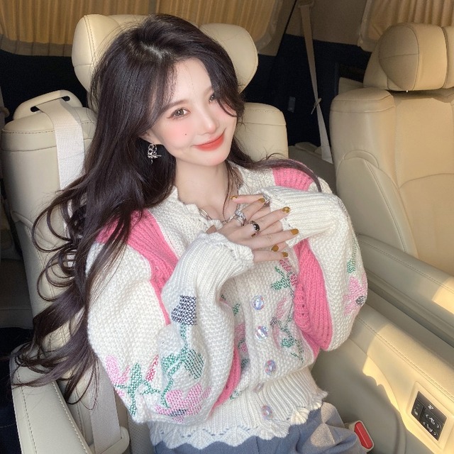 セーター 刺繍ショートカーディガンジャケット オータムVネックトップス ロング 秋物 ブラックストロベリース62627411135