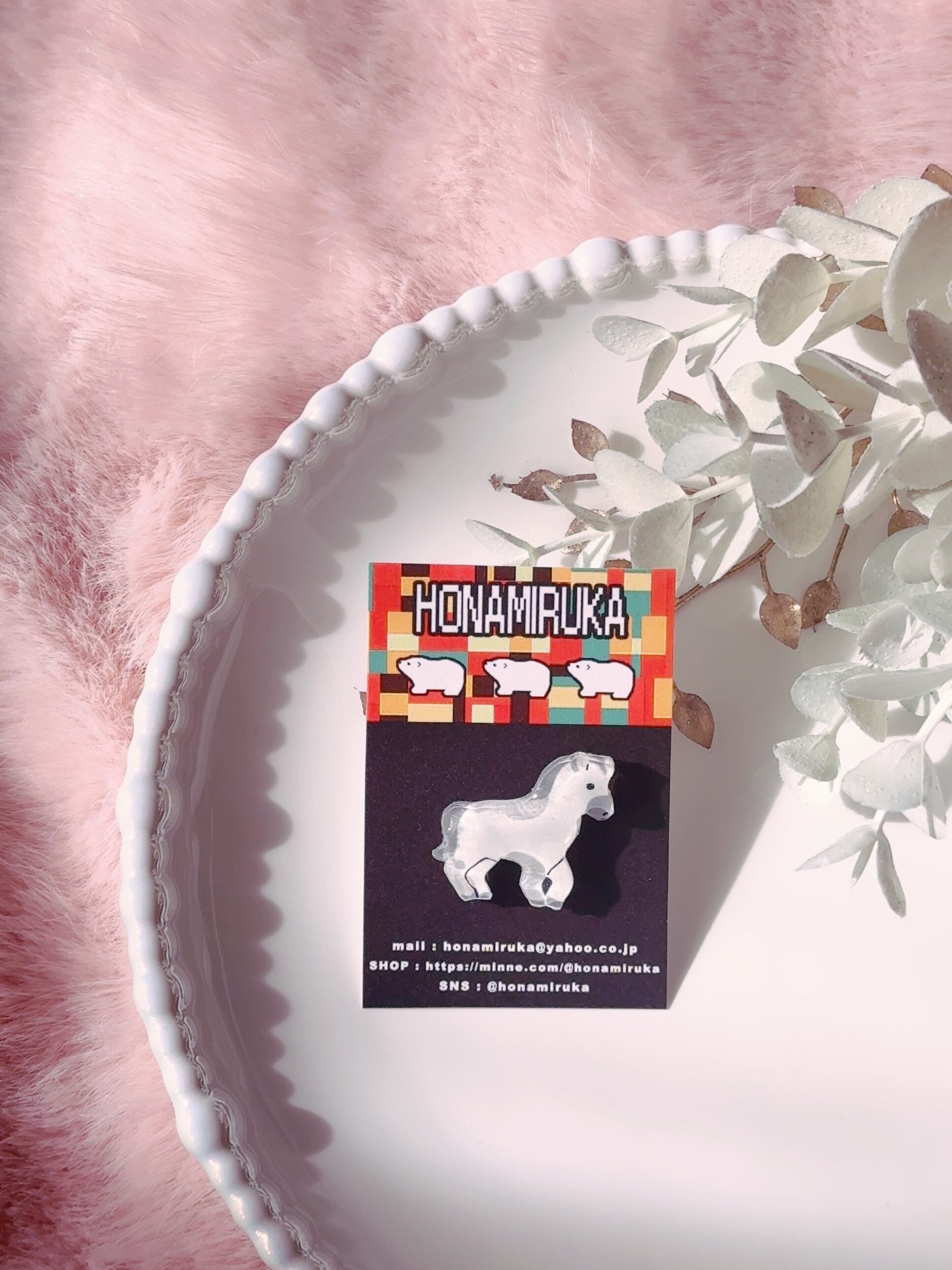 ウマのピンバッチ(ホワイト)