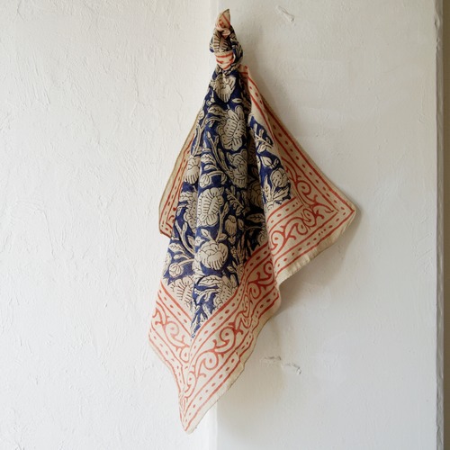 インドの草木染ブロックプリントバンダナ【45】