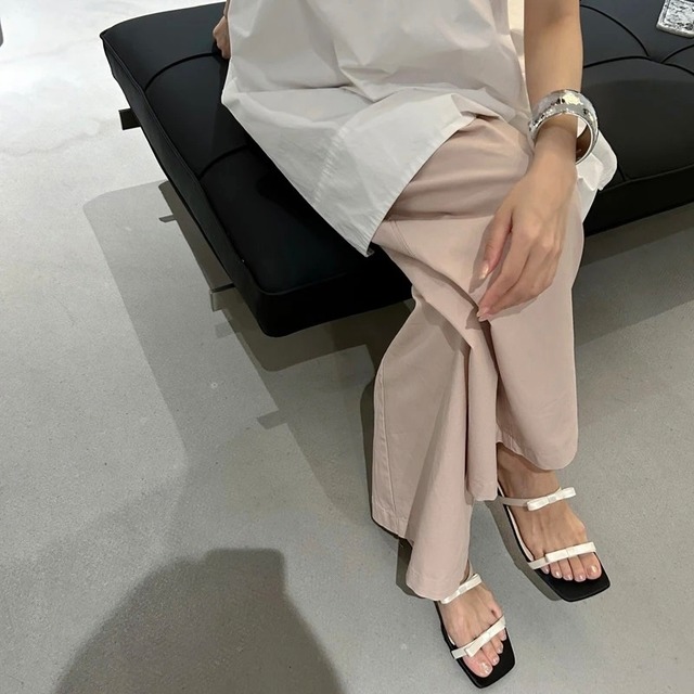 リボンフラットサンダル