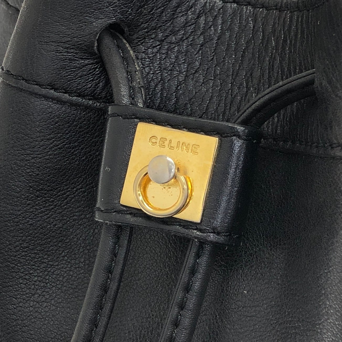 CELINE セリーヌ ショルダーバッグ ブラック ブラゾン型押し レザー
