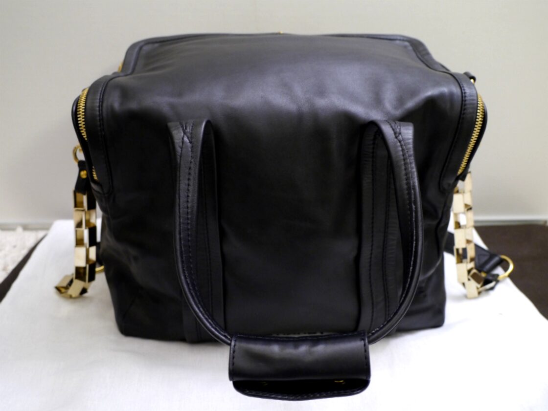 美品20万☆PIERRE HARDY ピエールアルディ チェーンストラップ ハンド  