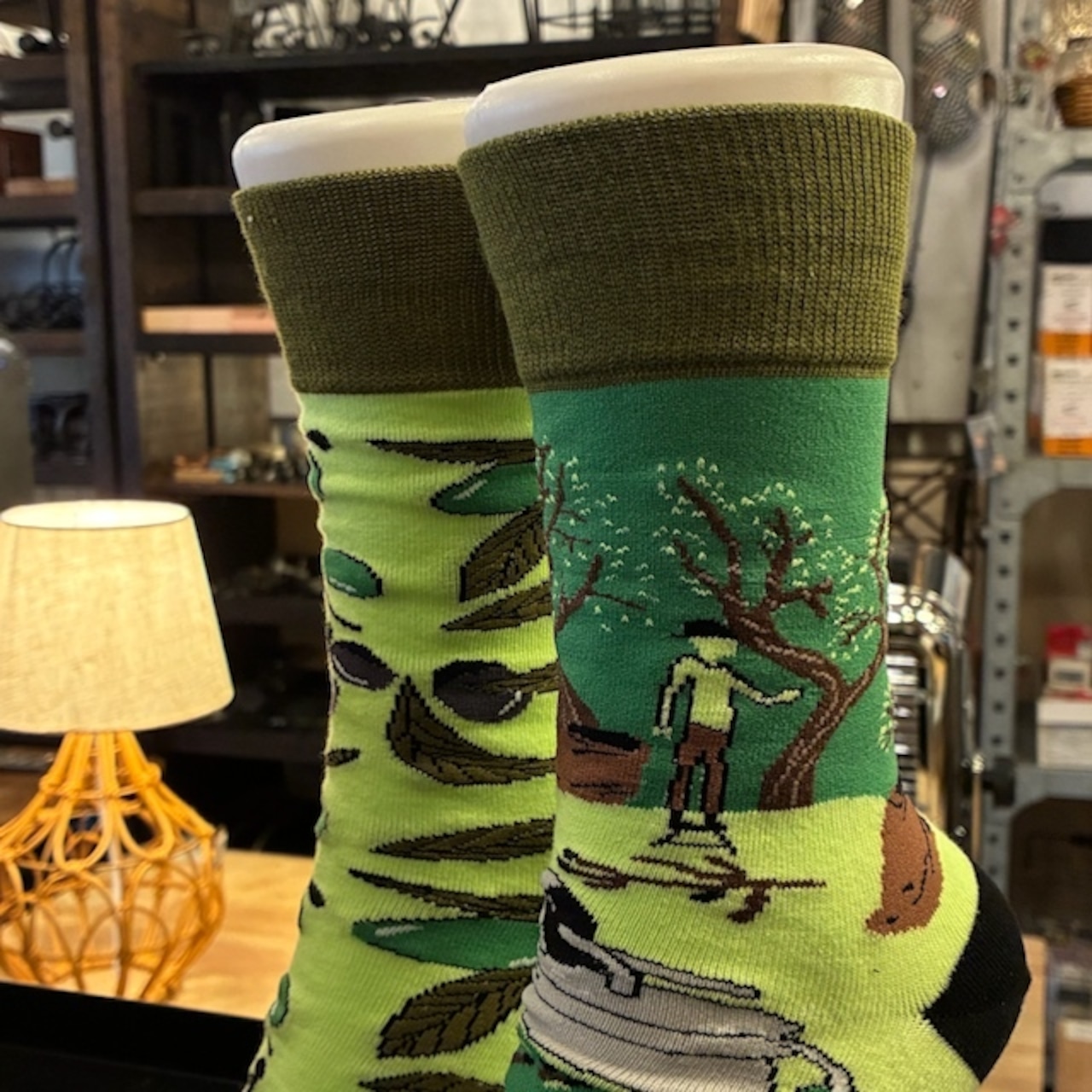 TOPANGA SOCKS Lady's Asymmetry Socks Olive grove アシンメトリーソックス オリーブ畑 靴下 レディース クルーソックス