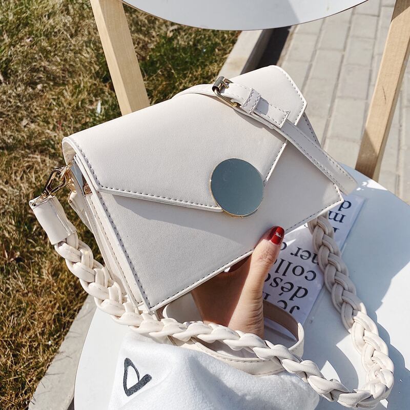 春のファッションスモールバッグメス2020ニューウェーブバージョンのワイルドメッセンジャーバッグシンプルファッションショルダーバッグスモールスクエアバッグ 手作りハンドバック53883543865