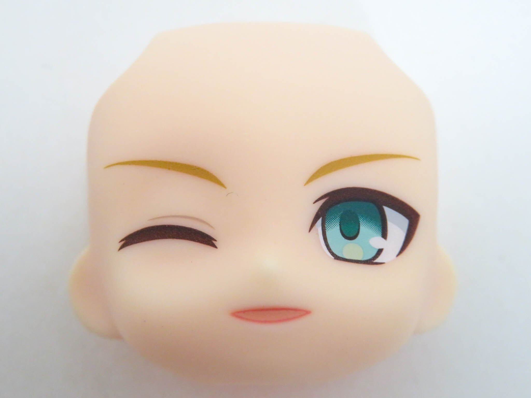 再入荷(A−ランク)【1051】 セイバー(プロト)WRVer. 顔パーツ ウインク顔 ねんどろいど