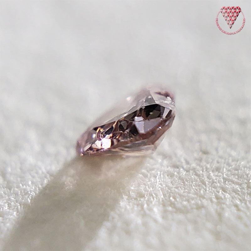 0.053 ct F.Int.Pink SI2 天然 ピンク ダイヤ ハート