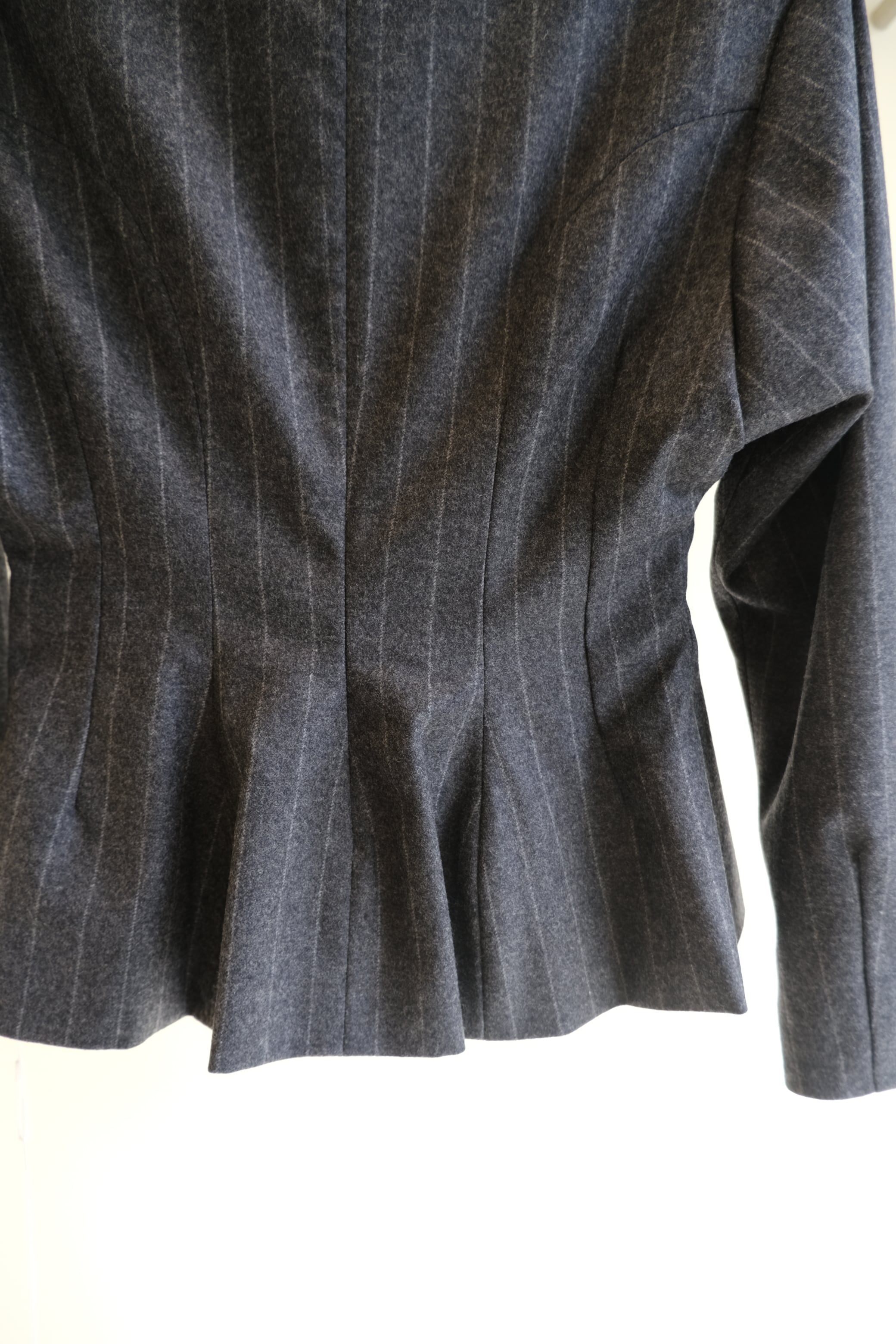 試着のみ KAYLE WOOL CASHMERE PEPLUM BLOUSE 試着のみ KAYLE WOOL CASHMERE PEPLUM BLOUSE