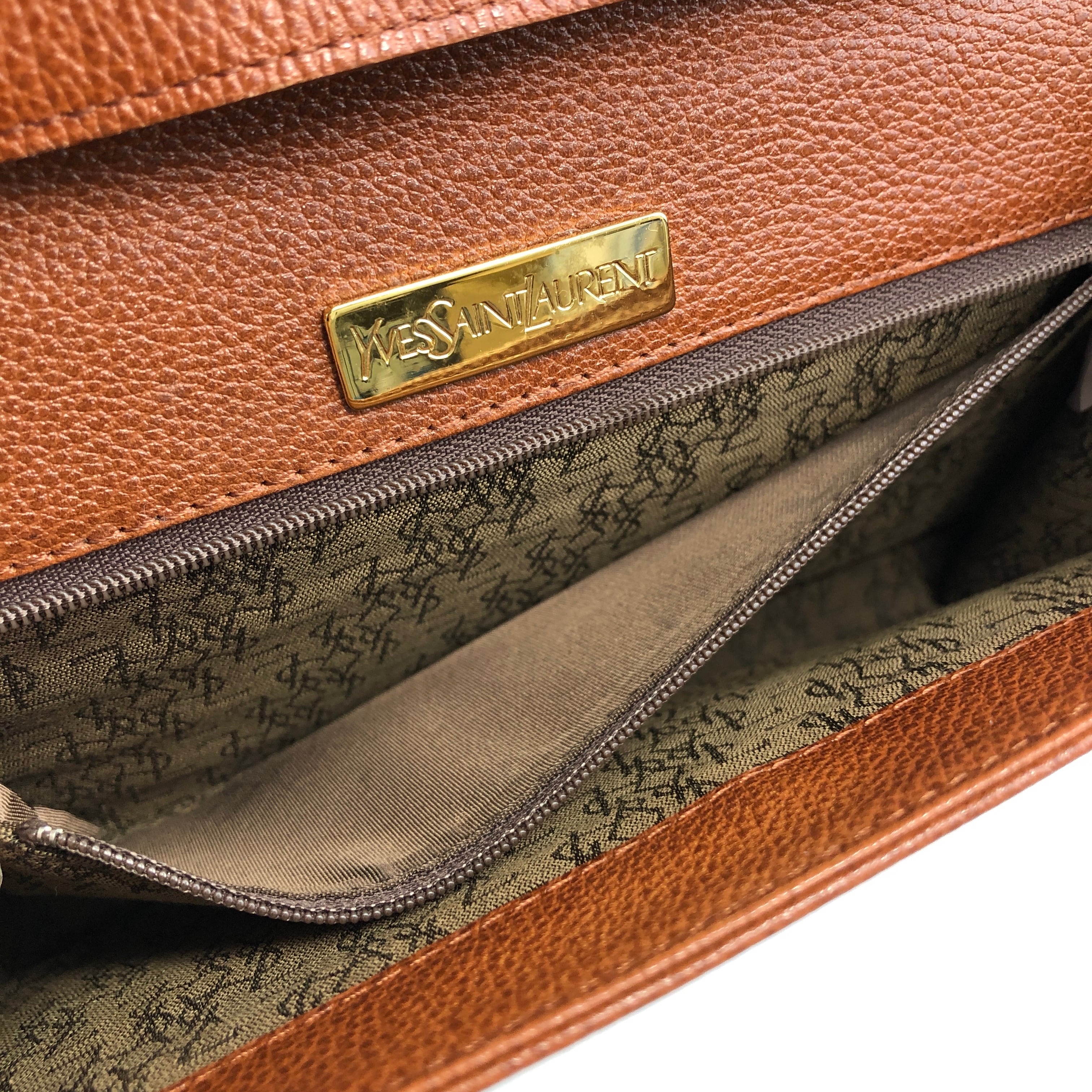 イヴ・サンローラン-ダークブラウンレザーカジュアルバッグ Yves Saint Laurent イヴ・サンローラン ショルダーバッグ