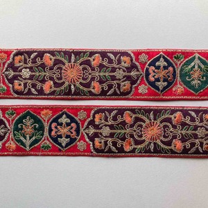 フェスティブゴールド刺繍リボン（50cmカット）