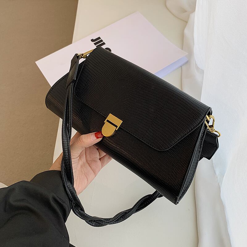 オータムウィンターレディースレッドチェーン 秋物 冬物 メッセンジャーバッグ 手作りハンドバック30599775212