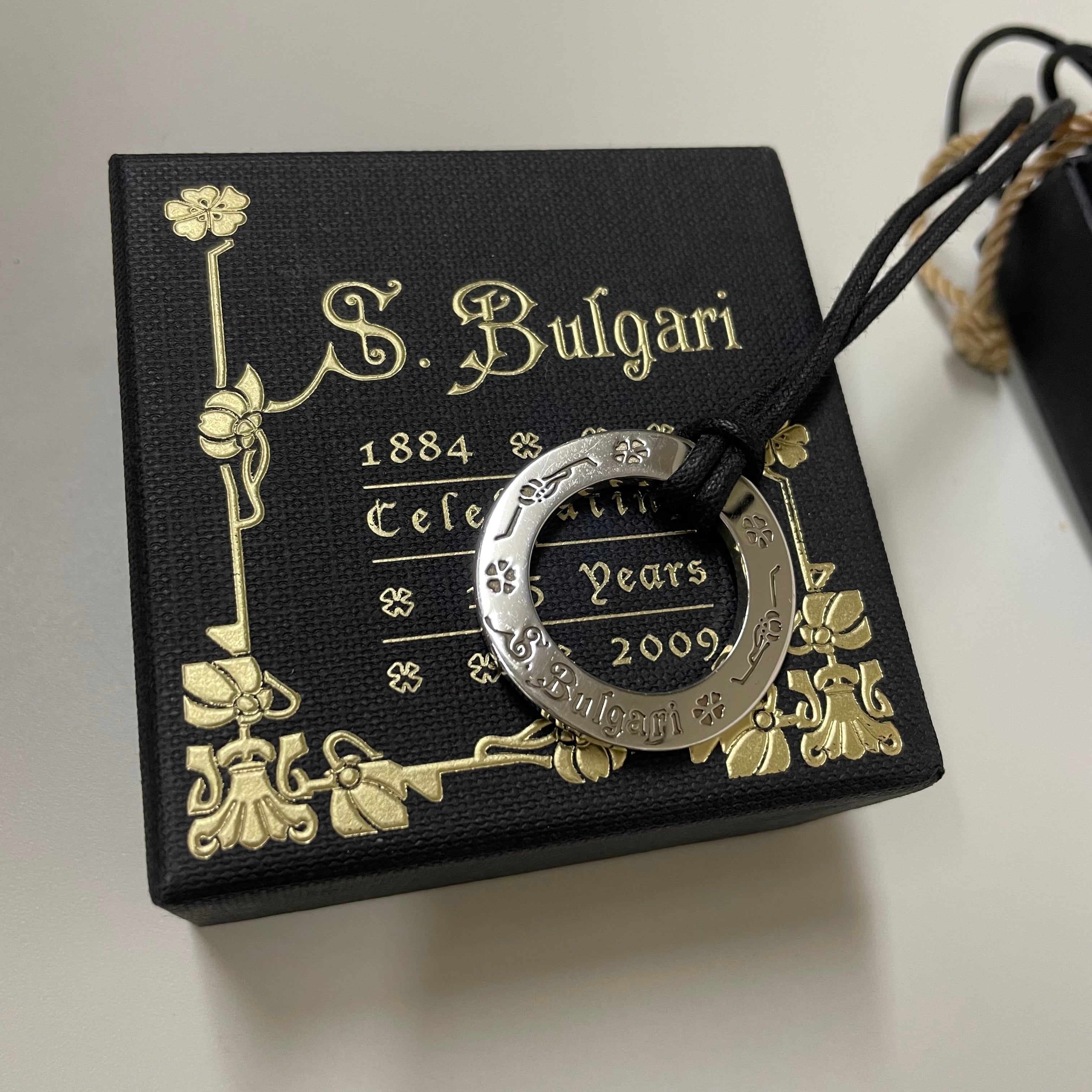 ネックレスブランド ブルガリ セーブザチルドレン ネックレス 限定品