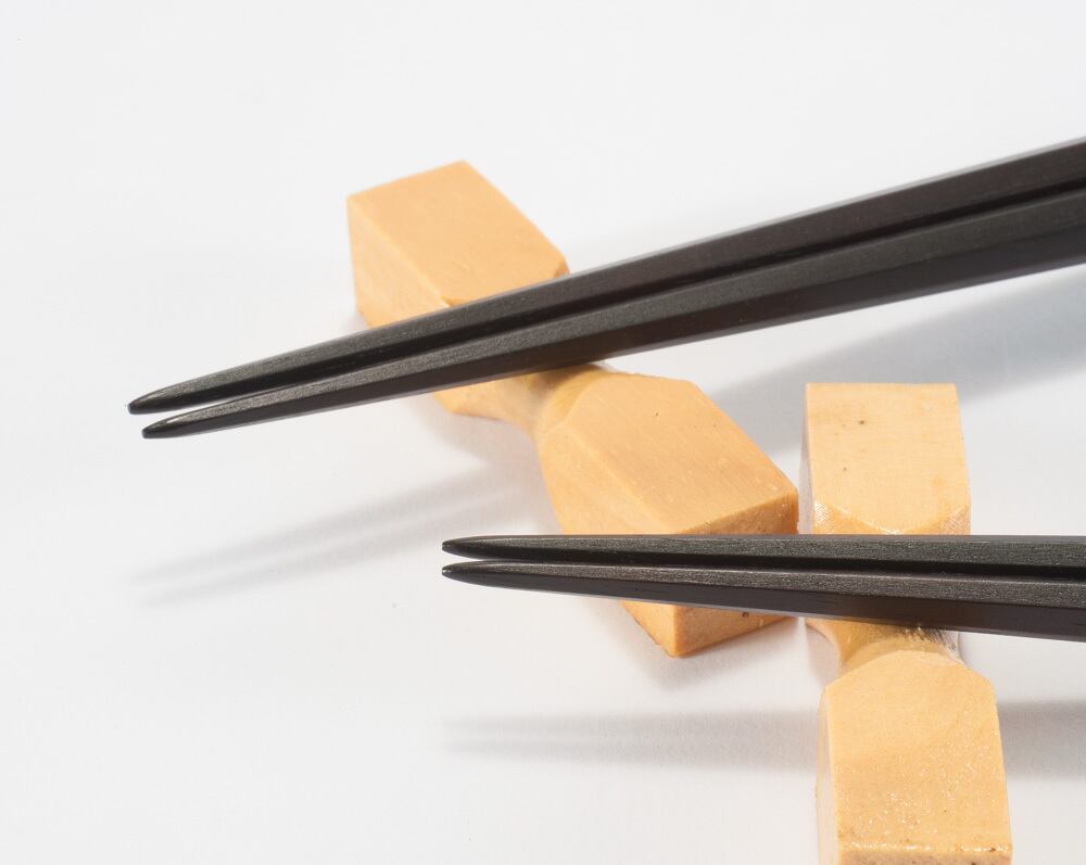 大黒屋 江戸木箸 国産 極上 八角削り アフリカ黒檀 オイル磨き仕上げ (22cm) 大黒屋 江戸木箸 国産 極上 八角削り アフリカ黒檀 オイル磨き仕上げ