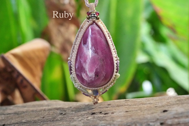 大粒★ローズルビーマクラメネックレス 2243