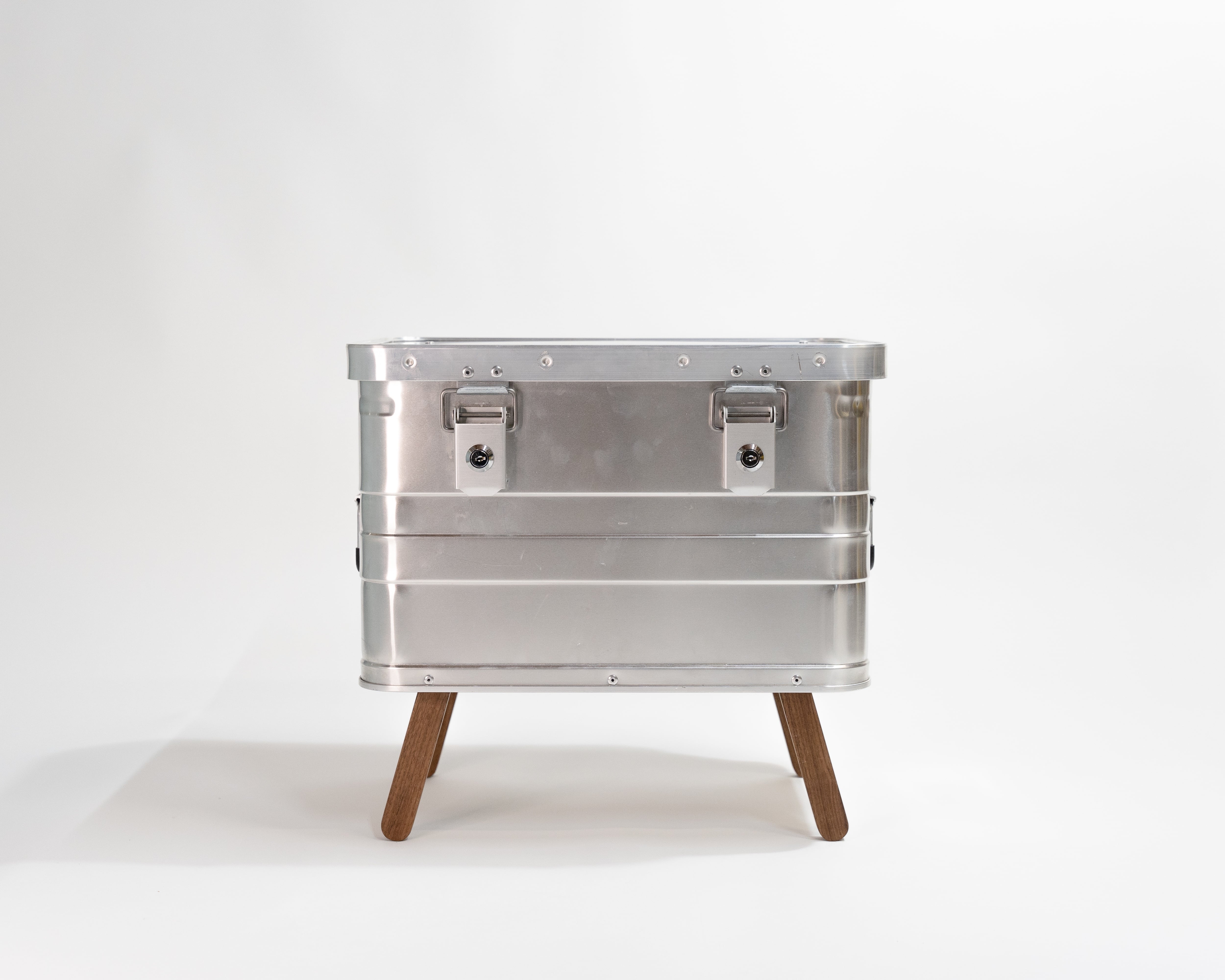 BOX STAND (walnut) | Fallworks