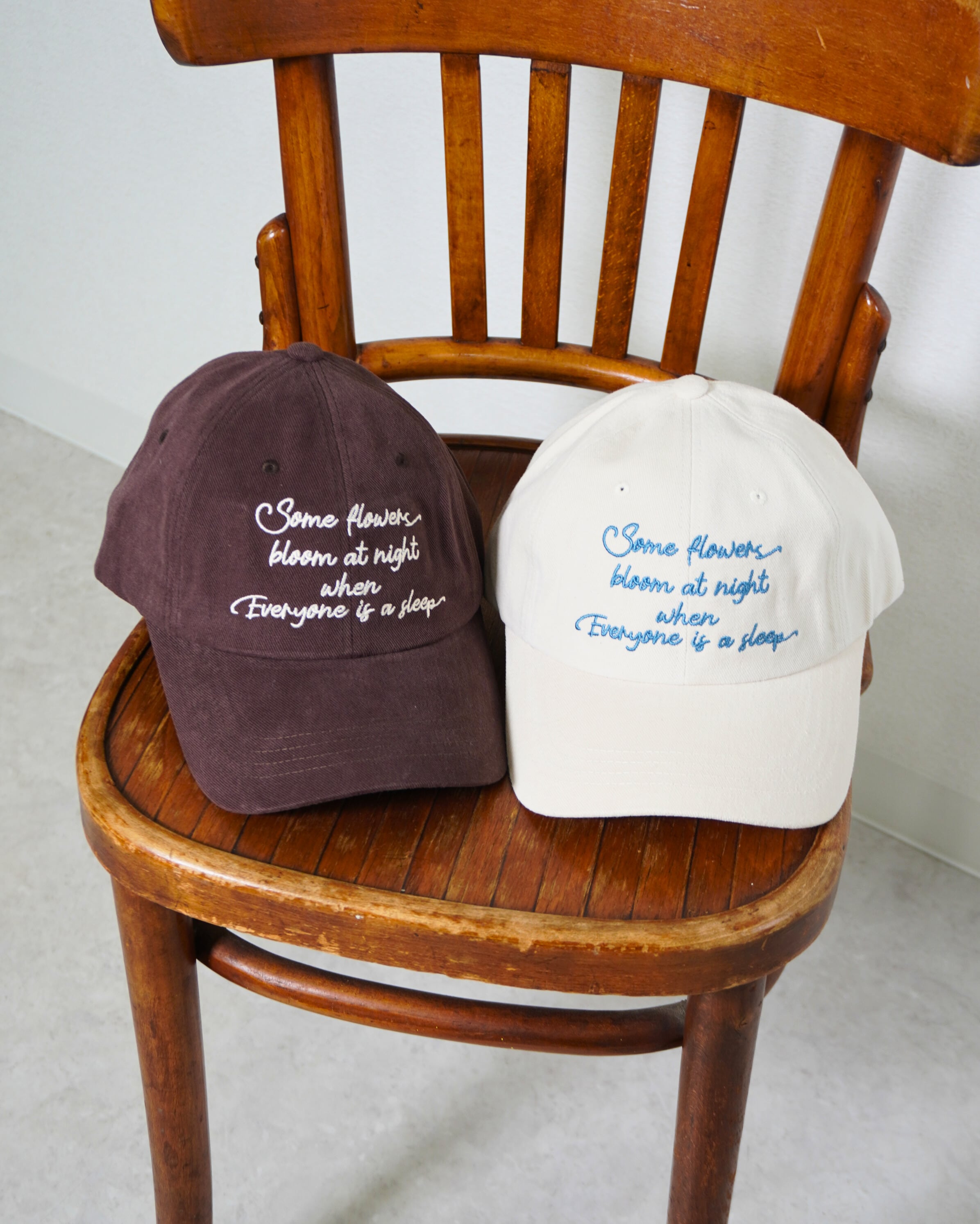 英字ロゴキャップ 5281108(1120)