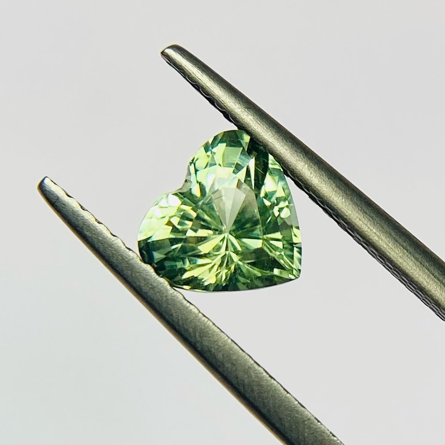 アップルグリーンなジューシー♡トルマリン