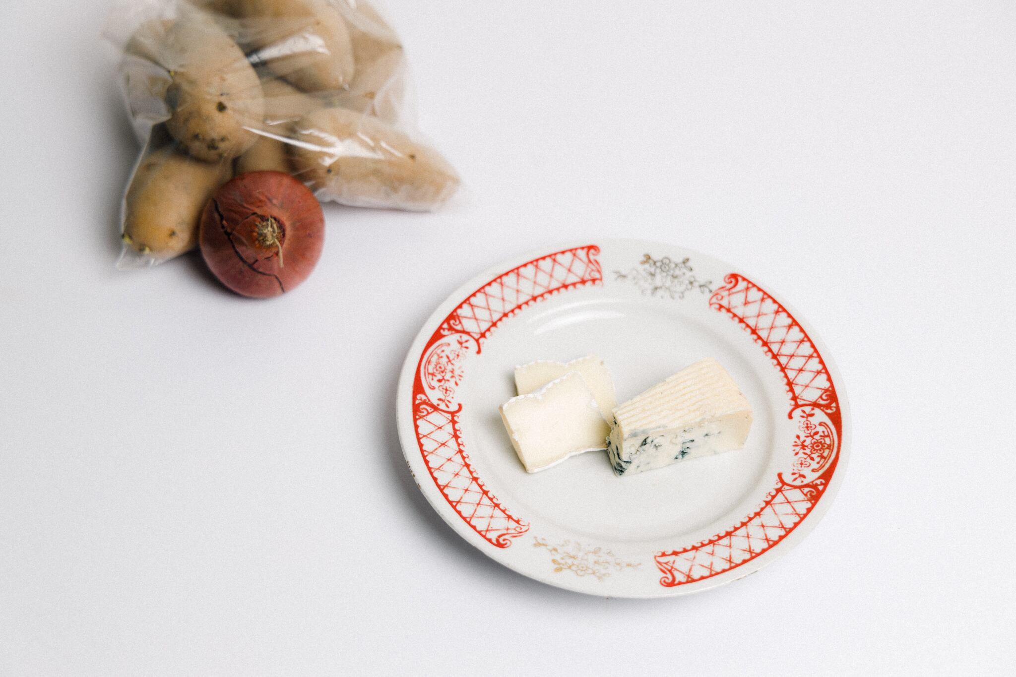 ヴィンテージ皿 バラニフカ磁器工場 旧ソ連 0003