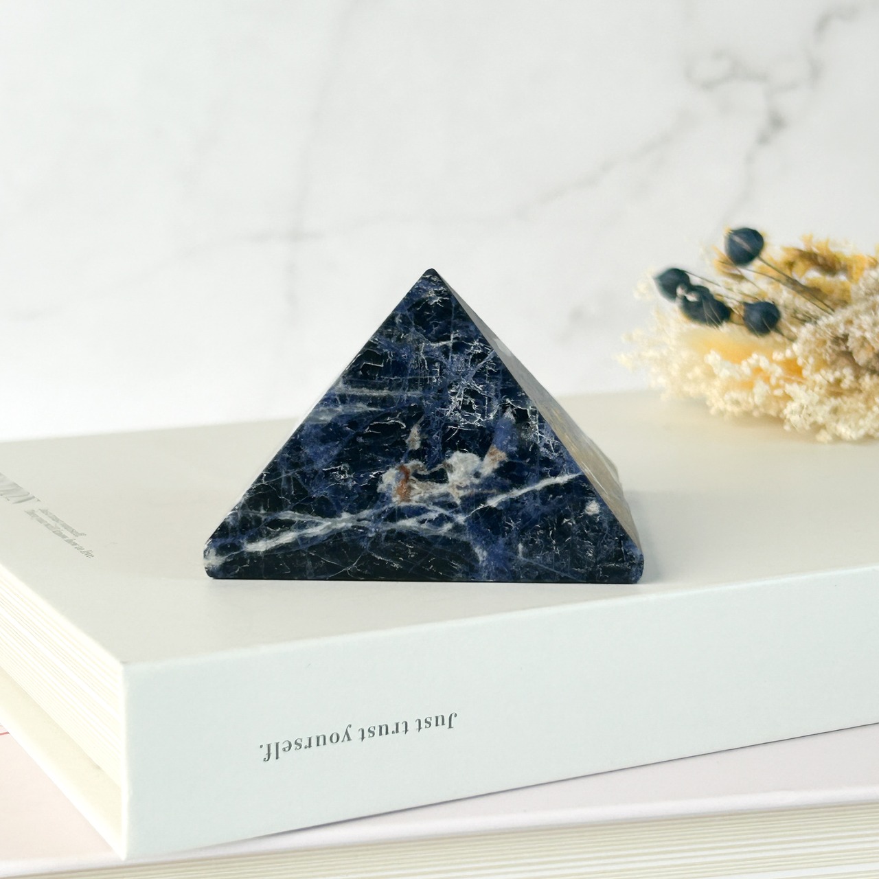 ソーダライト ピラミッド