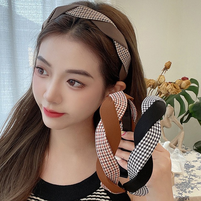 【日本倉庫即納】 ツイストカチューシャ 韓国風 ヘアアクセ