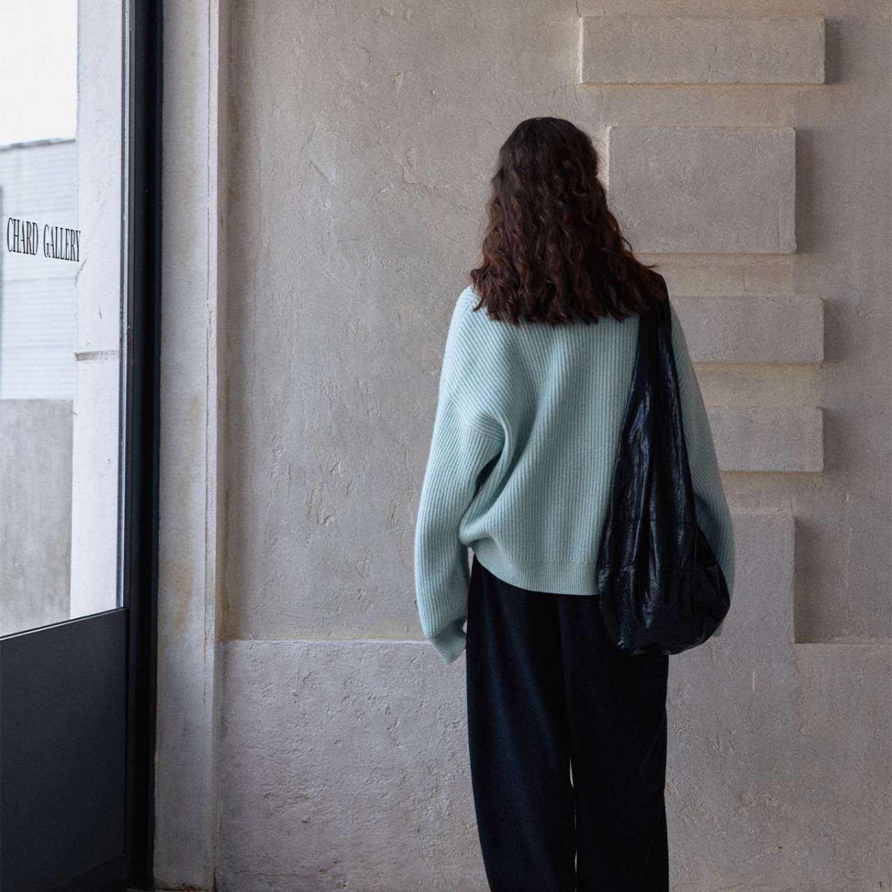 Deep V-Neck Wool Knit Sweater  T3600