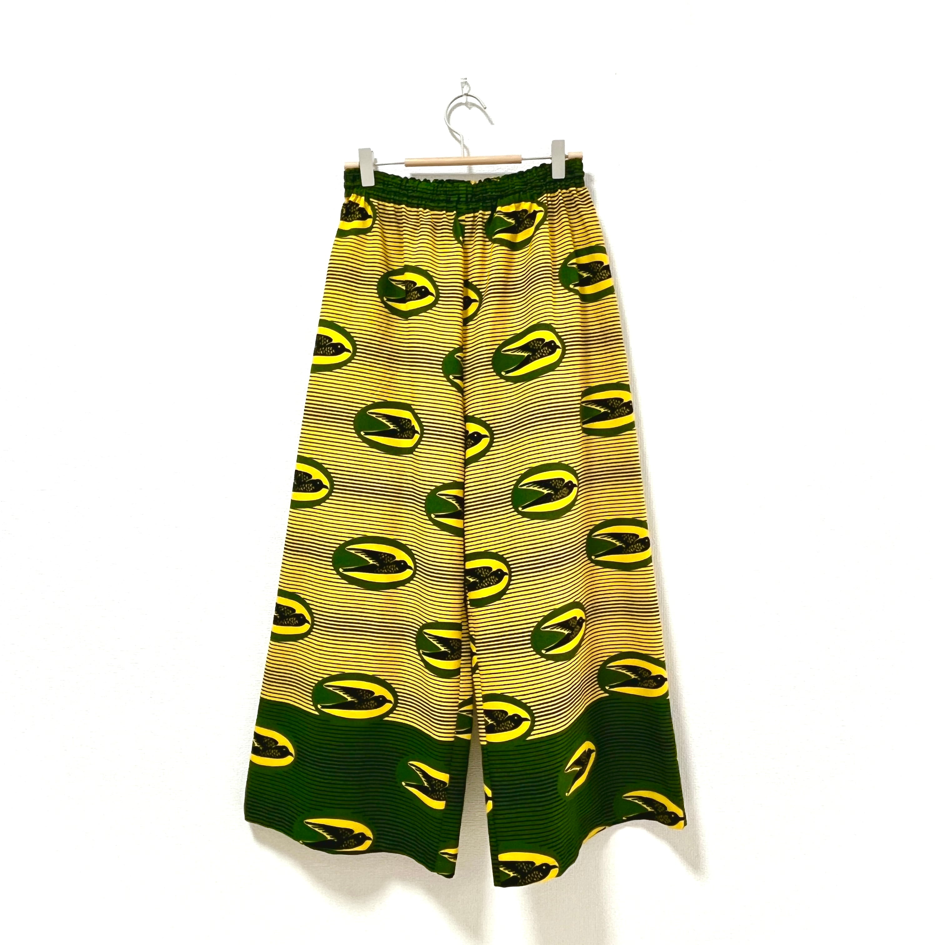 アフリカンプリント　テーパードパンツ アフリカンプリント テーパードパンツ - メルカリ