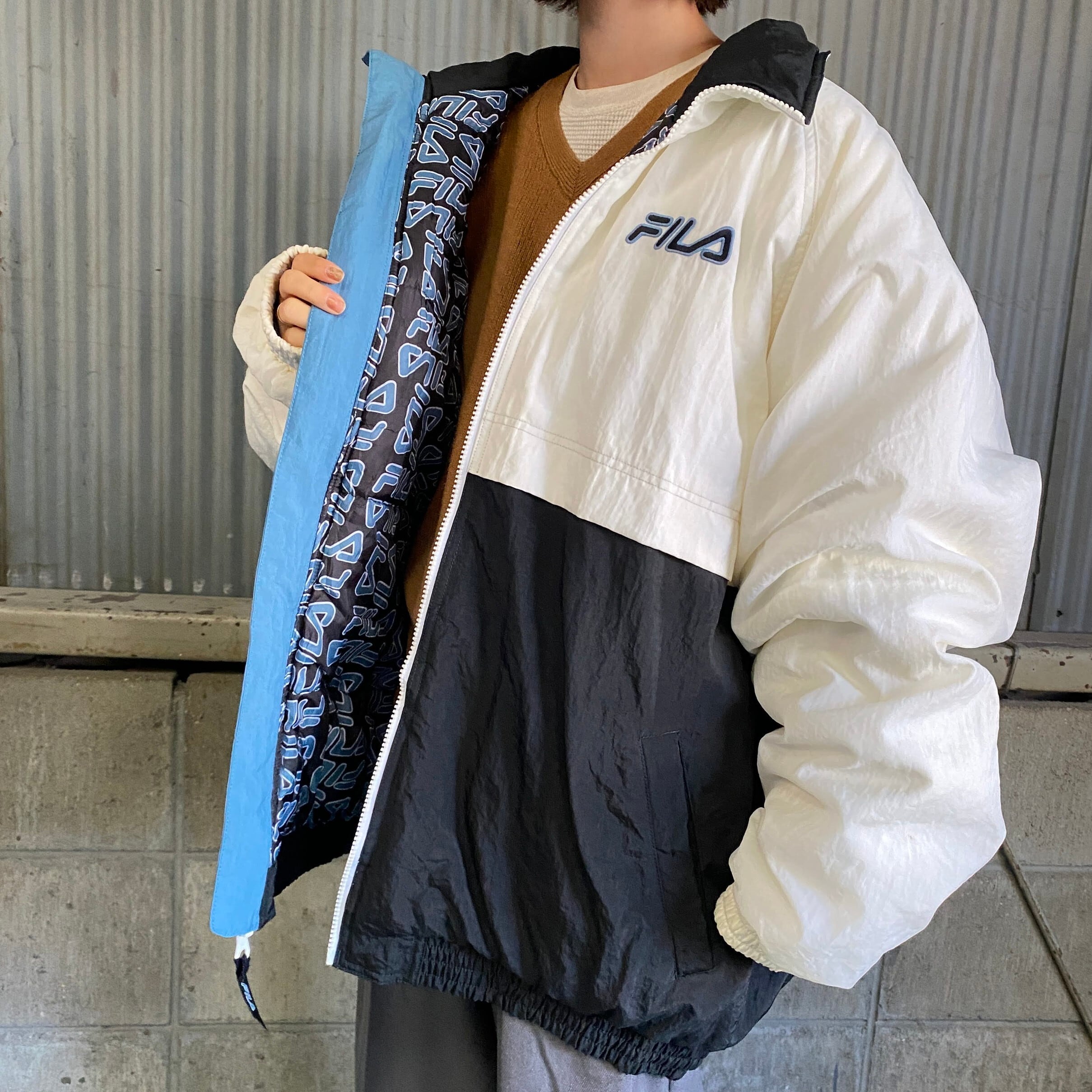 90年代 FILA フィラ ロゴ刺繍 中綿入り ナイロンジャケット メンズXL 
