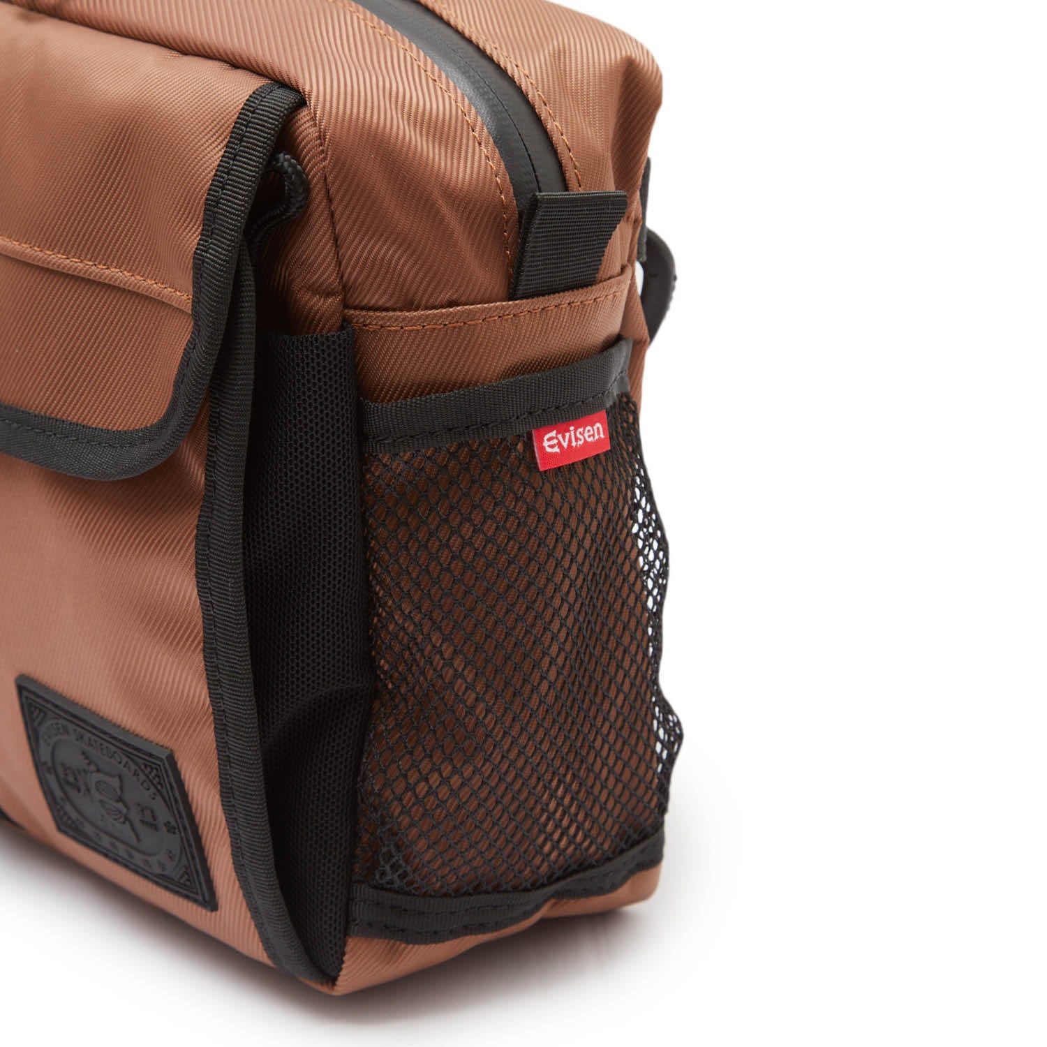 EVISEN / WAIST SHOULDER POUCH / BROWN | LATITUDE