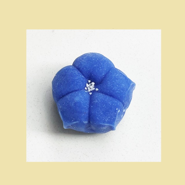 ９月の菓子　桔梗（ききょう）
